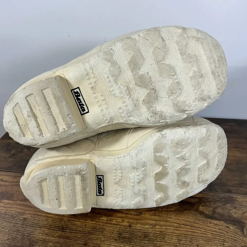 Vintage 70s Bata Mickey Mouse Bunny Boots White Extreme Cold Weather Mens 10